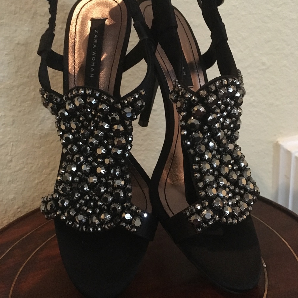 Zara Women sparkle sequin sandals